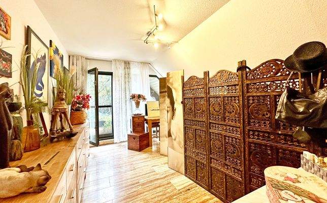 Kinderzimmer/ Fittingroom im DG