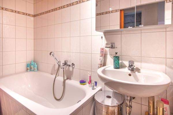 EG Wannenband mit WB und WC