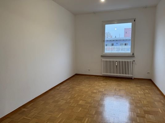 Kinderzimmer  Büro.jpg