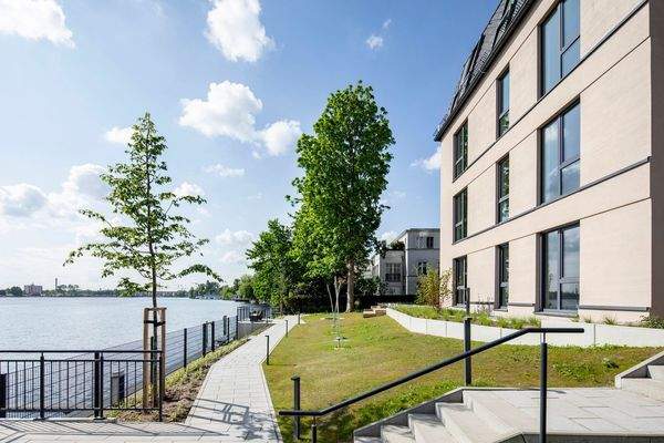 Private Uferpromenade