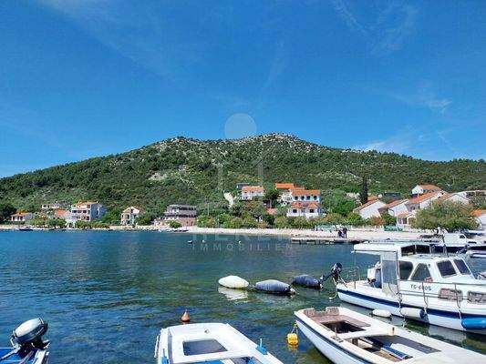 Traumhaftes Baugrundstück in Trogir