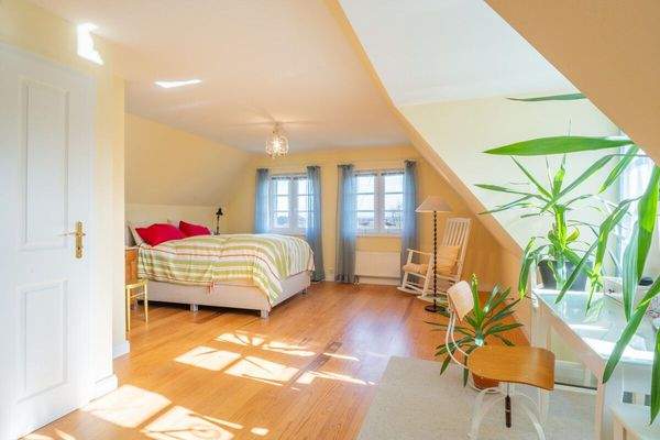 Besonders: Charmantes Kleinod in Küstennähe mit Ostseefernblick 