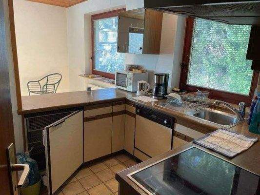 offene Einbauküche zur Essecke