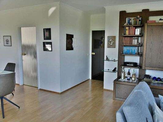 Wohnz., links Küchentür