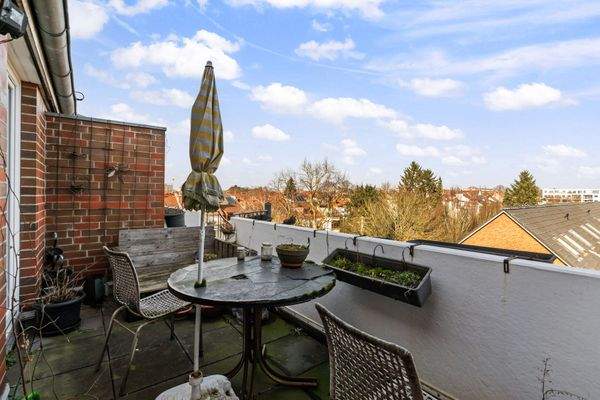 Balkon (8,68 m²) ...