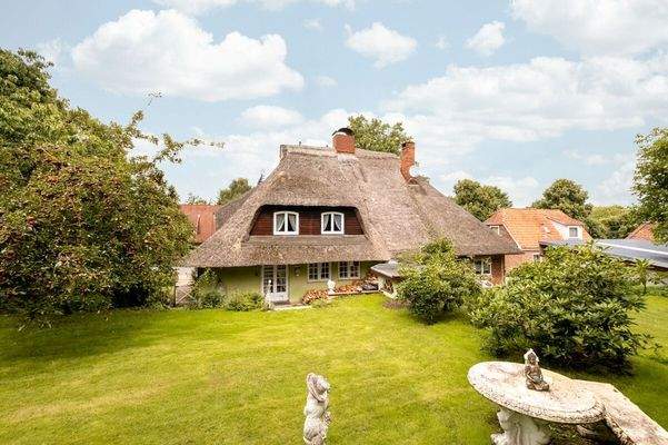 Hausansicht vom Garten