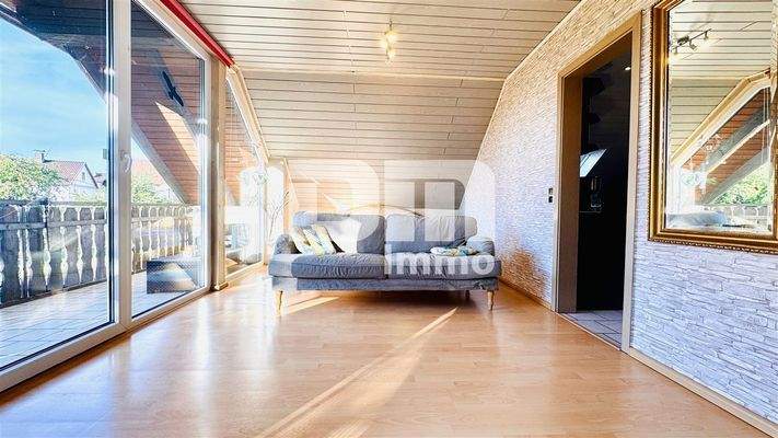 WE2 OG / DG Wohn / Esszimmer / Zugang Balkon