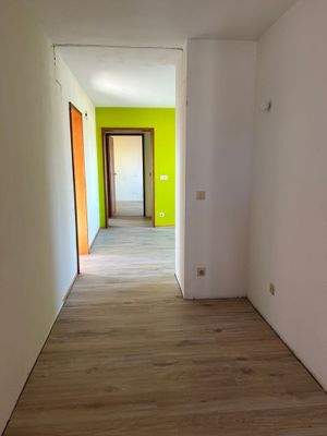 langer Eingangsflur.jpeg