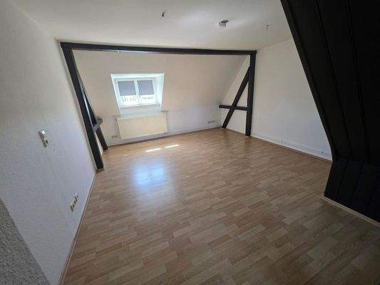 Helles Dachgeschosszimmer