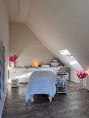 Behandlungsraum im 1 OG. / Gewerbe