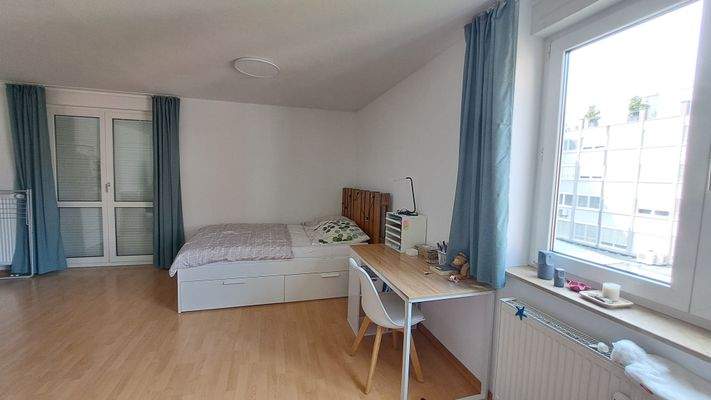 Beispiel Zimmer möbliert 
