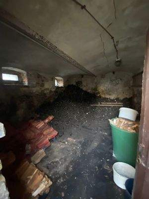 Kohlenlager in Scheune