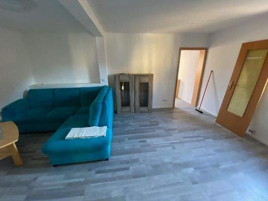 2. Wohnzimmer im 1. OG.jpg