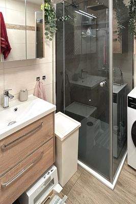 Bad mit Waschmaschinenanschluss