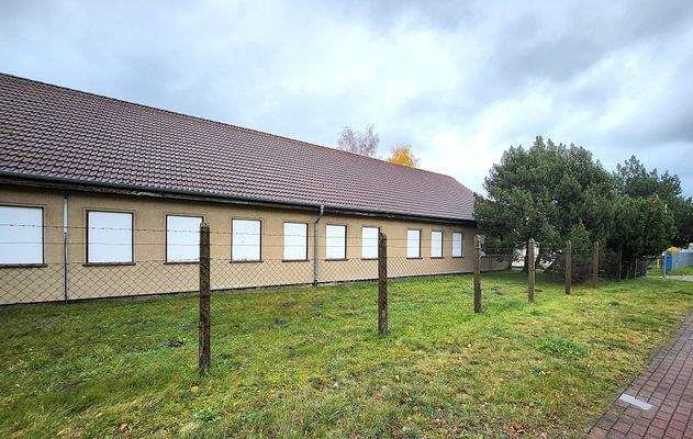 Außenansicht Gebäude 1