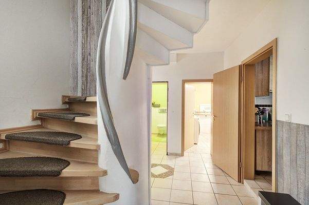 Haus Klosterstraße 1 - Treppe-Flur