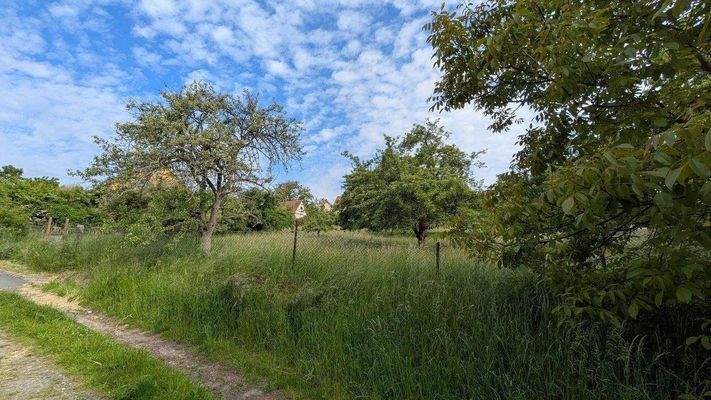 Gartengrundstücksteil mit eigenem Zugang