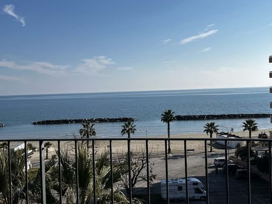 traumhafte Wohnung direkt am Meer in Cupra Marittima – Ascoli Piceno (Marken)