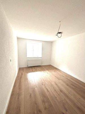 Schlafzimmer EG 2.jpg