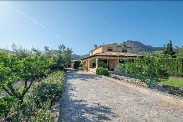Finca mit Pool in Pollensa