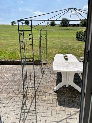 Terrasse WHG 2 im EG