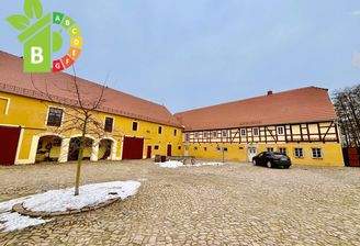 Alter Hof im neuen Glanz