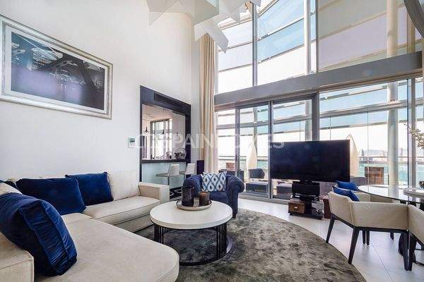 Seafront Duplex Penthouse in Central Barcelona