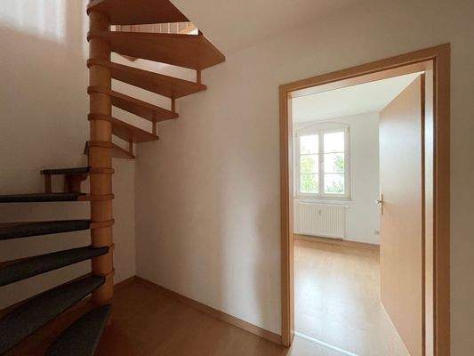Innentreppe zu OG