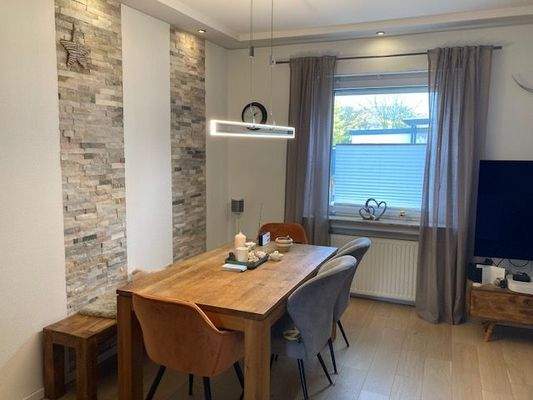 Essecke im Wohnzimmer 