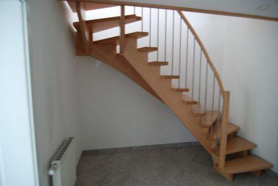 Treppe UG.jpg