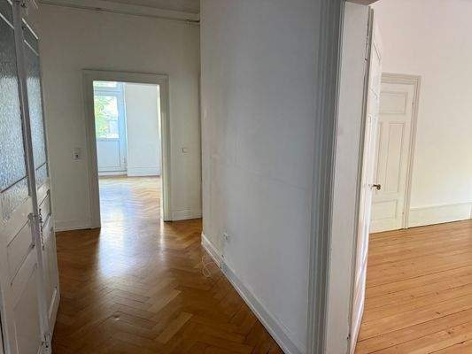 Altbauwohnung mit Holzböden