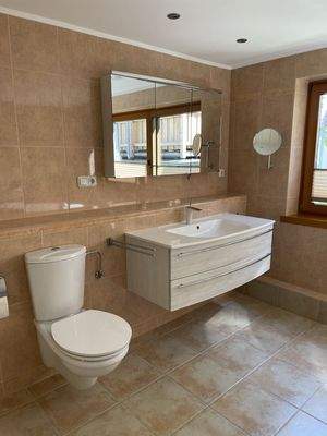 Vollbad im Obergeschoss