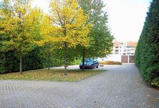 Stellplätze Kantstr.61  (1)