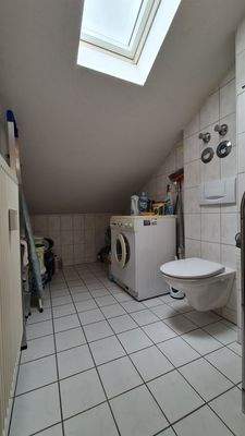 Bad, WC und Wama-Anschluss