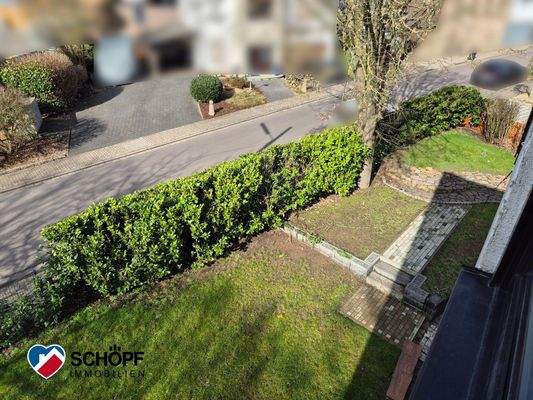 Blick Garten seitlich