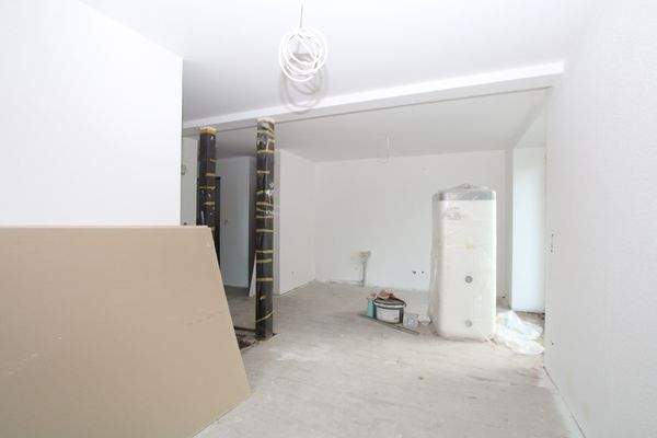 Wohn-/Ess-/Küchenraum