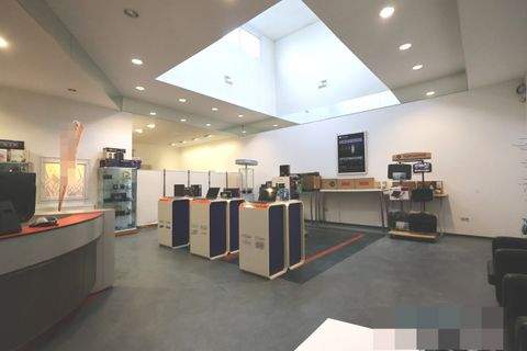 Bremen Halle, Bremen Hallenfläche