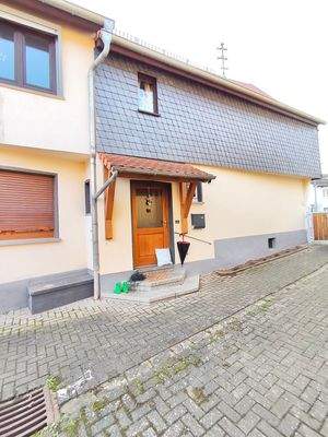 EFH Waldsolms Vorderansicht