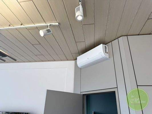 Optional mit Klimaanlage