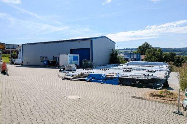 Ansicht-Werkhalle-Fundament-Wohnhaus