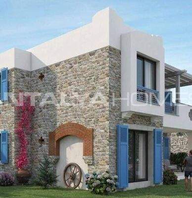 Real Estate with Stunning Sea and Nature Views in Bodrum