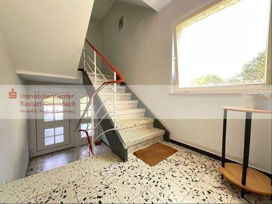 Hauseingang/Treppenhaus