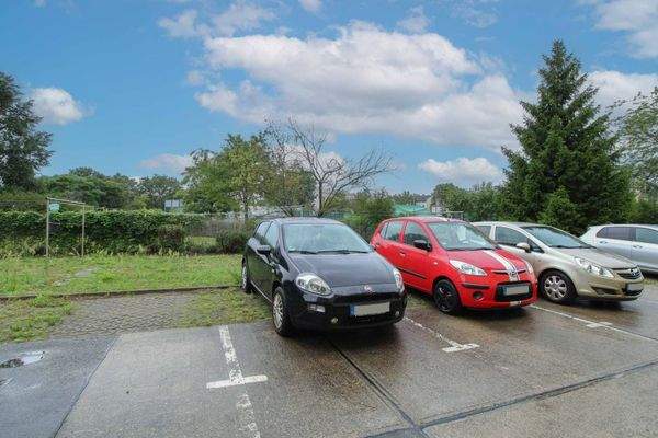 09. Eigener Stellplatz (Sondernutzugsrecht)