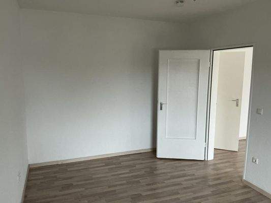 Schlafzimmer Blick zum Flur