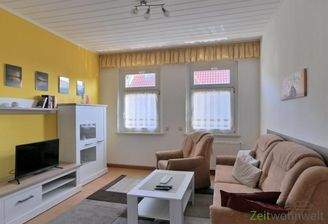 Blick ins Wohnzimmer