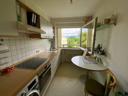 Küche mit Fenster