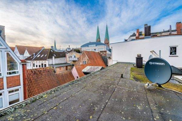 Lübeck-Mehrfamilienhaus-mit Gewerbeeinheit-in-zentraler-Lage-31