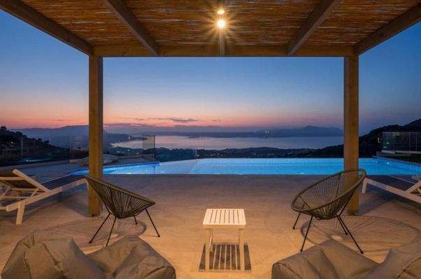 Kreta: Steinvilla mit Meerblick und Infinity-Pool in Drapanos zu verkaufen