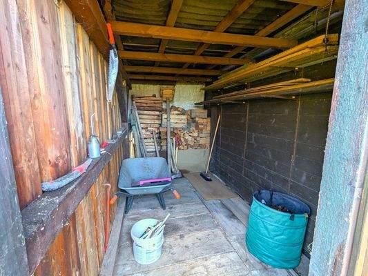 Weiterer Geräteschuppen