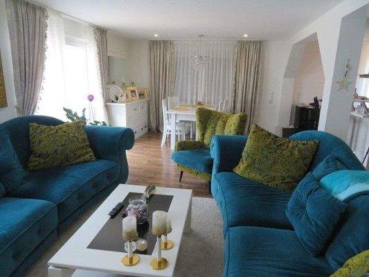 Wohn-/Essbereich Altbau